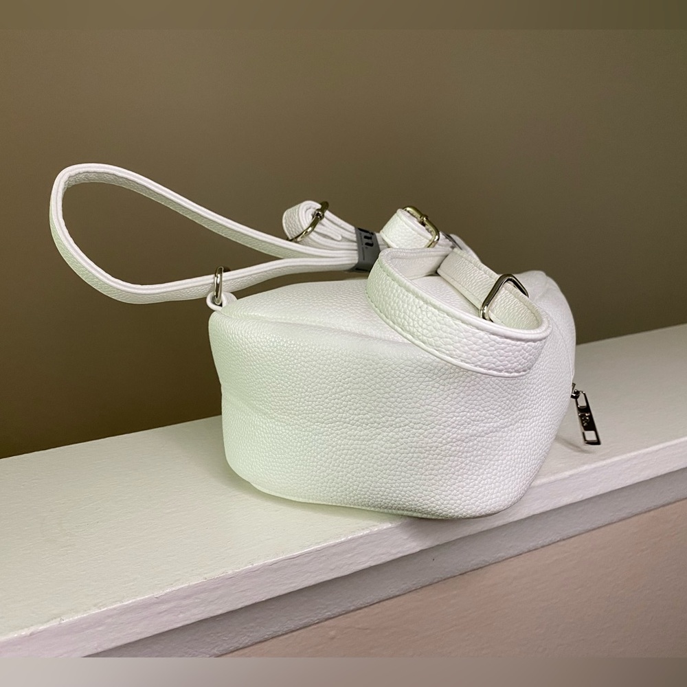 NWT Jessica Moore Exquisite Mini Backpack In White - Picture 3 of 7